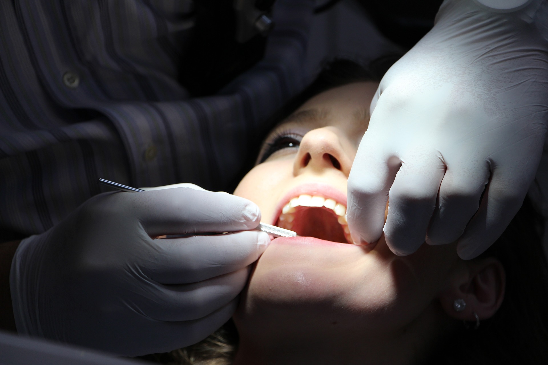 Dental Implant dental examination free consultation